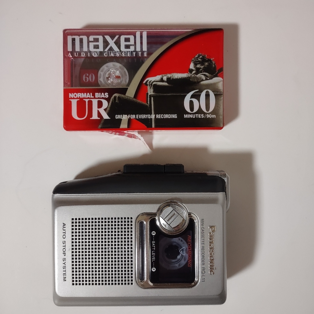 Panasonic Portable Cassette Tape Recorder RQ-L11 Tested and Working + 2 Tapes